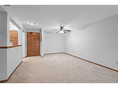 11_6085_Rowland11_mls