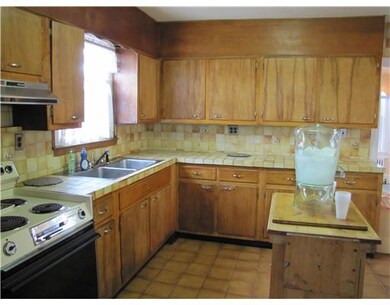 unlisted-address, Stamford, CT 06902 - photo 5