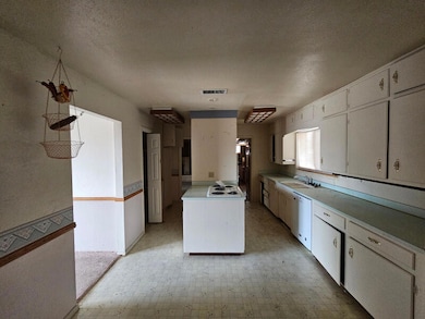 12208 Eastridge Dr NE, Albuquerque, NM 87112 - photo 3
