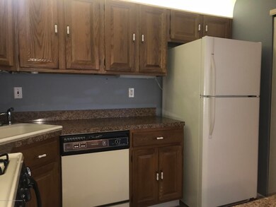 49 Snowberry Ct unit 293, Red Bank, NJ 07701 - photo 5