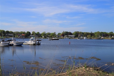 9 Pasadena Ave, Westerly, RI 02891 - photo 4