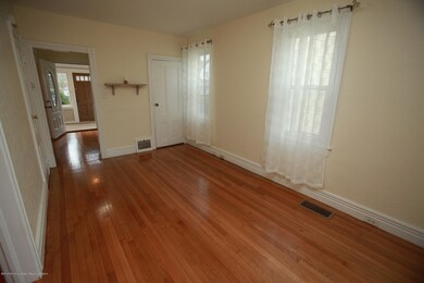 51 6th Ave-3