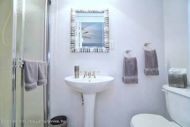 70 Seagate three qtr bath