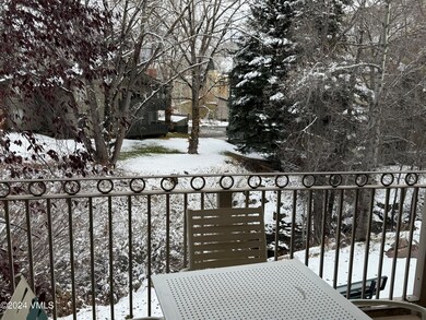 2204 balcony