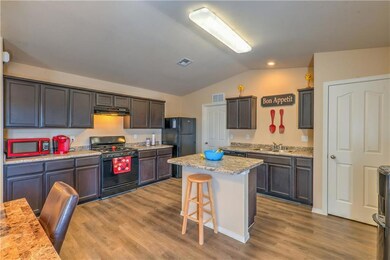 14612 Escalera Dr, Horizon City, TX 79928 - photo 5
