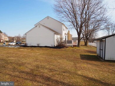 37 Summer Dr, Southampton, PA 18966 - photo 3