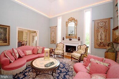 802 Hillstead Dr, Lutherville Timonium, MD 21093 - photo 3