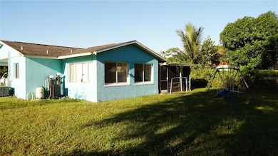 5106 Lee Cir S, Lehigh Acres, FL 33971 - photo 4