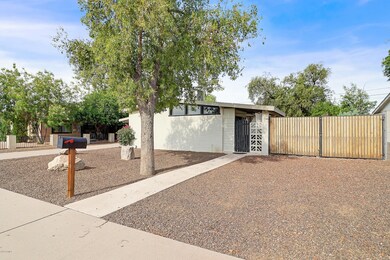 Front/RV Gate