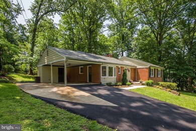 111 Lillian Ln, Silver Spring, MD 20904 - photo 3