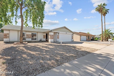 731 W Palomino Dr, Chandler, AZ 85225 - photo 2