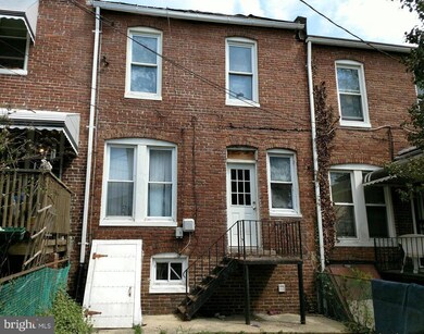 304 Marydell Rd, Baltimore, MD 21229 - photo 3
