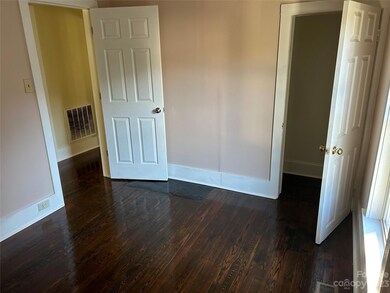 1126 Caldwell St, Statesville, NC 28677 - photo 6