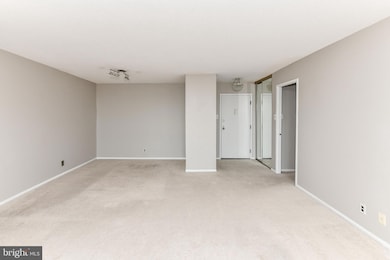 Watergate At Landmark unit 1803, Alexandria, VA 22304 - photo 4