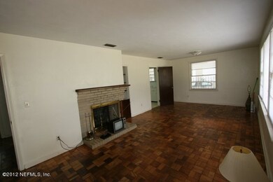 5818 Hyde Grove Ave, Jacksonville, FL 32210 - photo 4