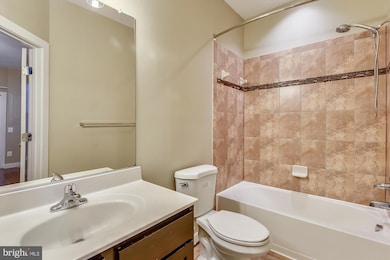 703 Woodstream Blvd unit 802, Stafford, VA 22556 - photo 7