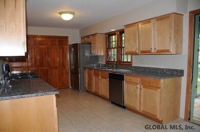 526 Delaware Ave, Delmar, NY 12054 - photo 6