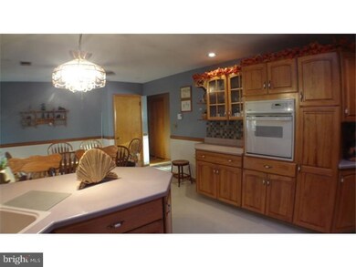 4461 N Church St, Whitehall, PA 18052 - photo 6