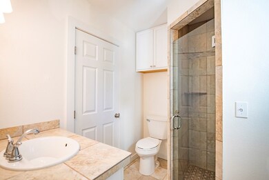 110 Shaw Ave, Fredericksburg, TX 78624 - photo 6