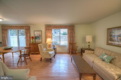 43 Eastford Ct unit 6, Parkville, MD 21234 - photo 4