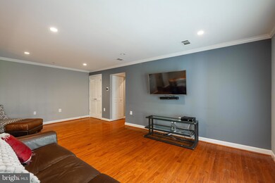 4121 S Four Mile Run Dr unit 204, Arlington, VA 22204 - photo 4