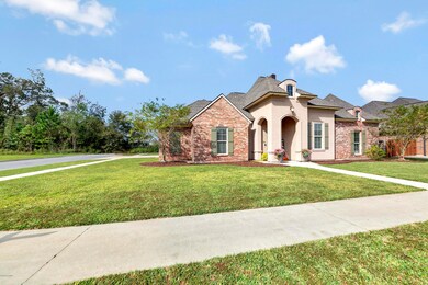 504 Bayou Parc - Corner