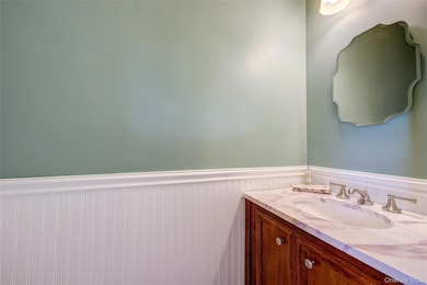 67-118 Dartmouth St, Flushing, NY 11375 - photo 6