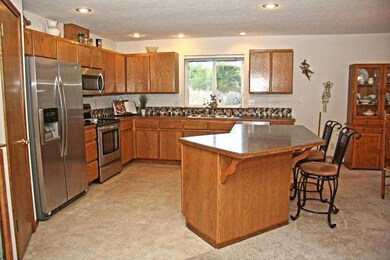 1826 Manhattan Dr, East Wenatchee, WA 98802 - photo 3