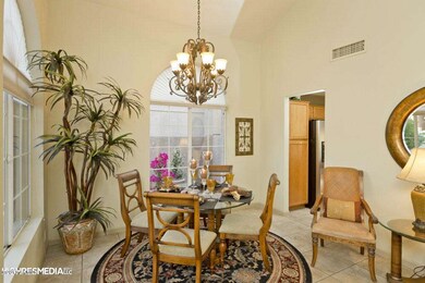 Dining Room lovely!
