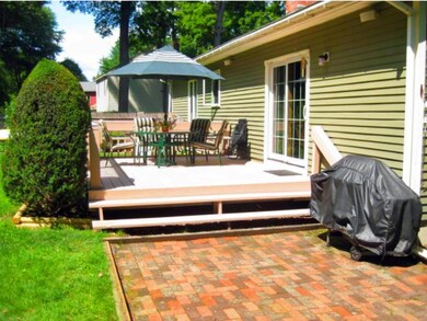 209 Carriage Hill Rd, Brattleboro, VT 05301 - photo 5