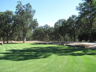 8554 Old Stage Rd, Central Point, OR 97502 - photo 2