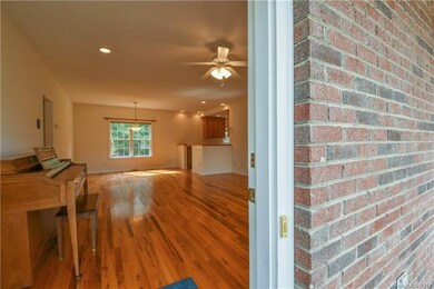 189 Wintergreen Cir, Statesville, NC 28677 - photo 3