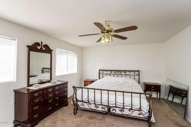 4213 E Holmes Cir AZ-3