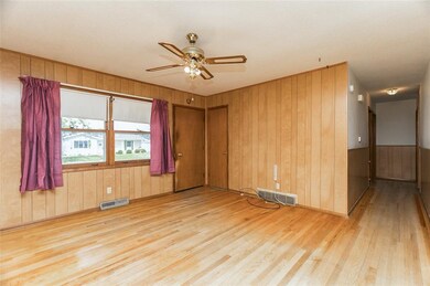 1605 Highview Dr, Marion, IA 52302 - photo 5