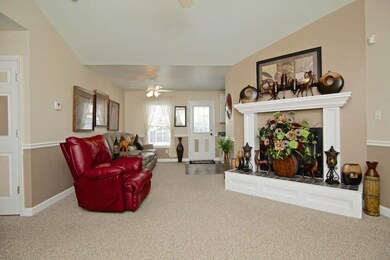 159 Settlers Cir, Jacksonville, NC 28546 - photo 3