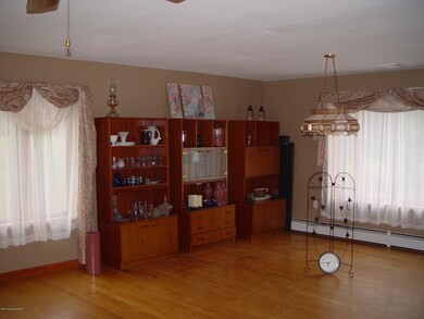 168 Warner Dr, Saylorsburg, PA 18353 - photo 5