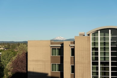 205 SW Log Ct, Bend, OR 97702 - photo 5