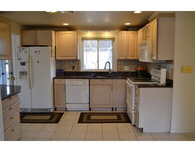 27 Parkview Rd, Waltham, MA 02452 - photo 6