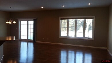 2302 Lake Ave, New Ulm, MN 56073 - photo 4