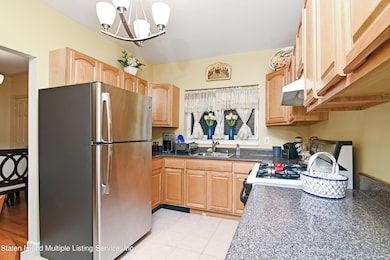 20-34 36th St, Astoria, NY 11105 - photo 7