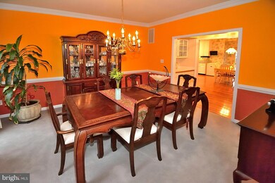 7909 Bressingham Dr, Fairfax Station, VA 22039 - photo 5