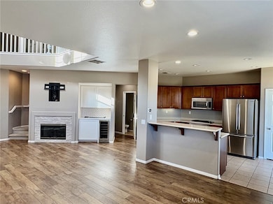 29212 Dakota Dr, Valencia, CA 91354 - photo 2