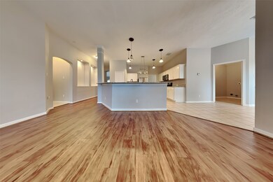 31226 Windcrest Park Ln, Spring, TX 77386 - photo 4