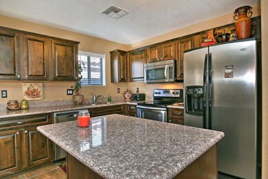 3709 W Dunbar Dr Phoenix AZ-large-006-14