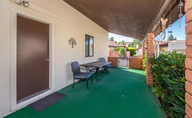 408 Jimson covered patio