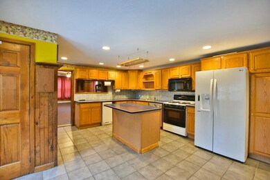 36 Bernice Ave, Woonsocket, RI 02895 - photo 6