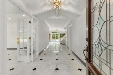 6230 Lindyann Ln, Houston, TX 77008 - photo 5