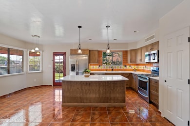 799 W Clear Creek Way, Tucson, AZ 85737 - photo 6