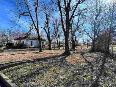 1223 E Broadway St, Cushing, OK 74023 - photo 6