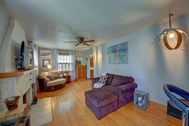 1315 Hinkley Ave NW, Cedar Rapids, IA 52405 - photo 3